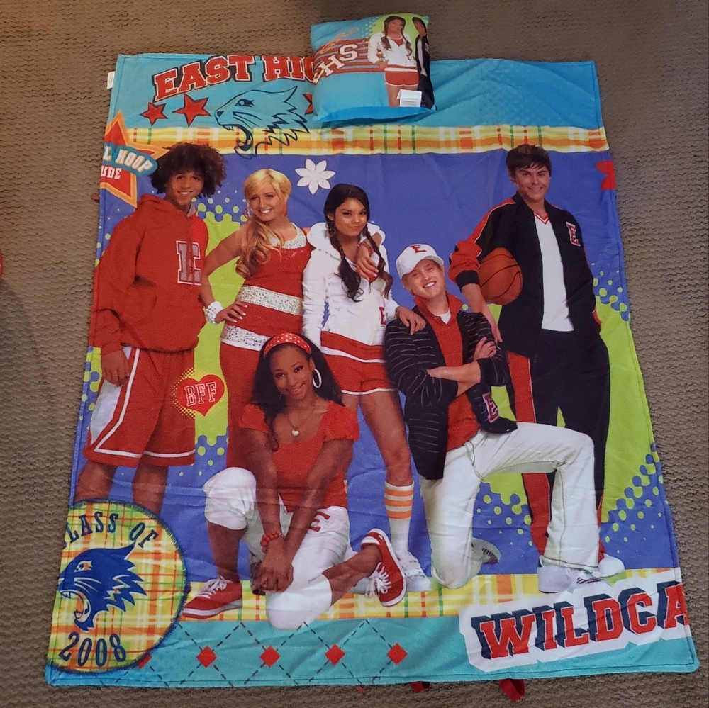 High School Musical sleeping bag and pillow